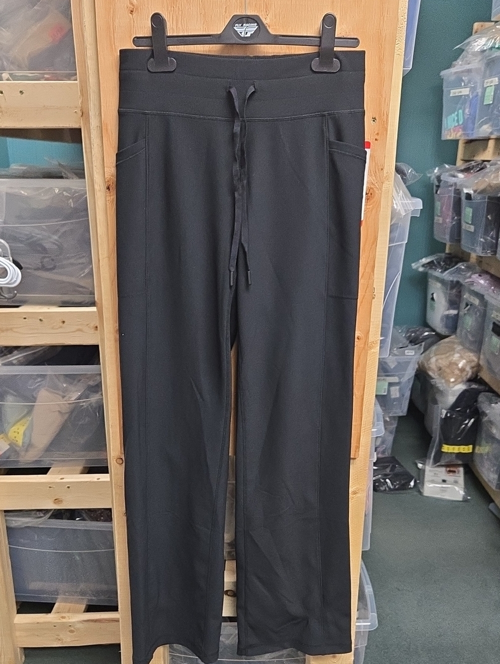 32 Degrees Cool Size M Black Active Flare Yoga Pant